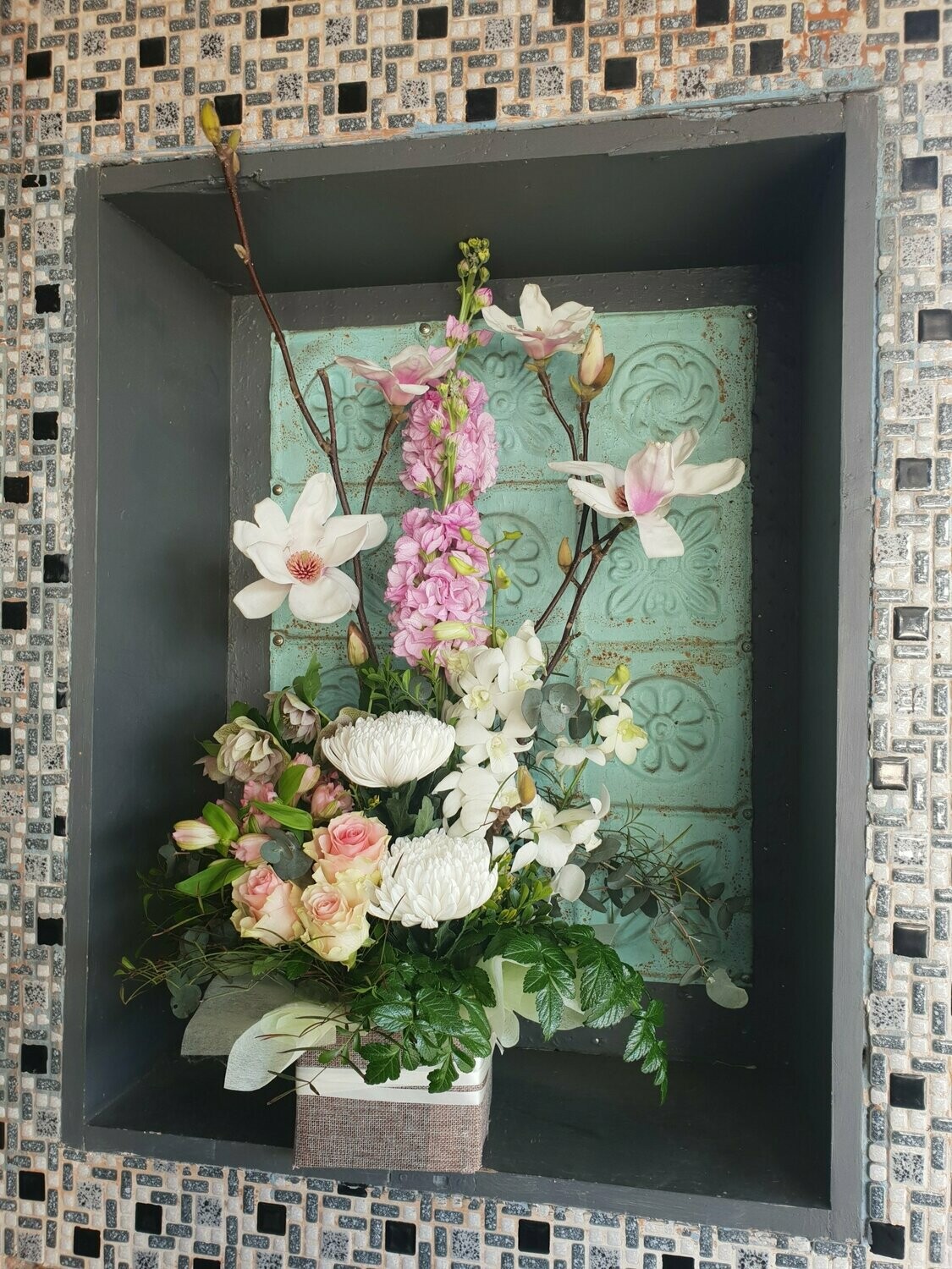 Arrangements (Large)
