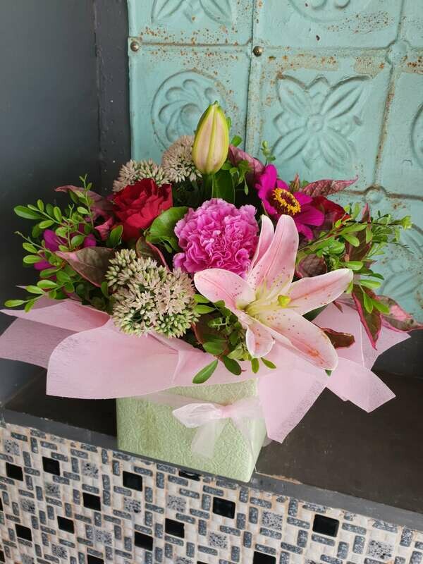 Arrangements (Small)