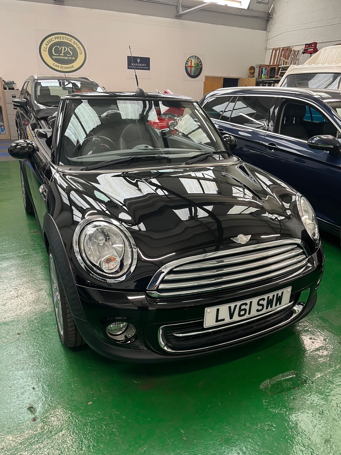 Mini Convertible 2011
