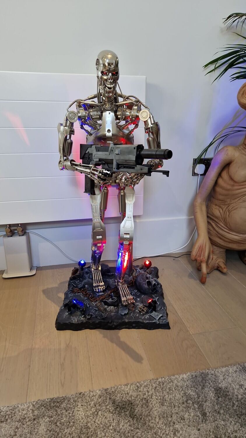 Terminator T800 1/2 Scale Power Mod Terminator T800 1/2 Scale Power Mod