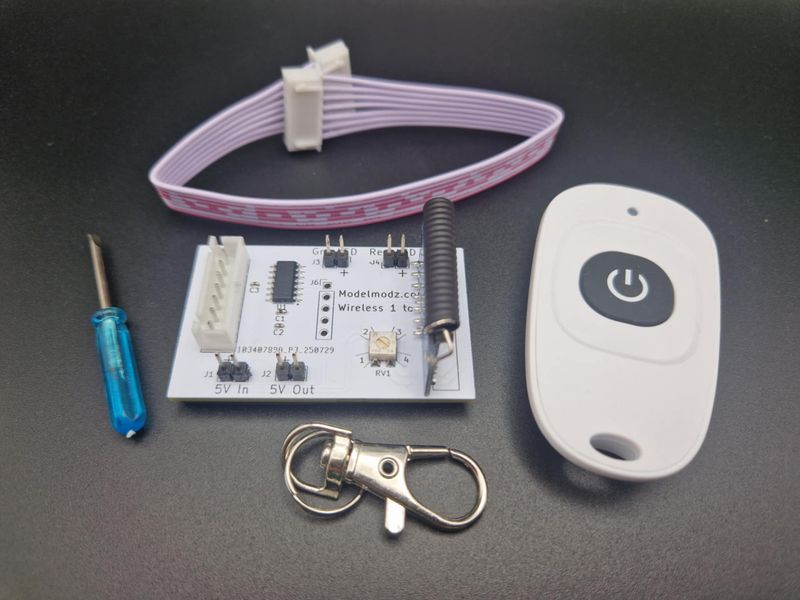 DeLorean 1:8 scale Wireless 1 to 6 Switch Kit