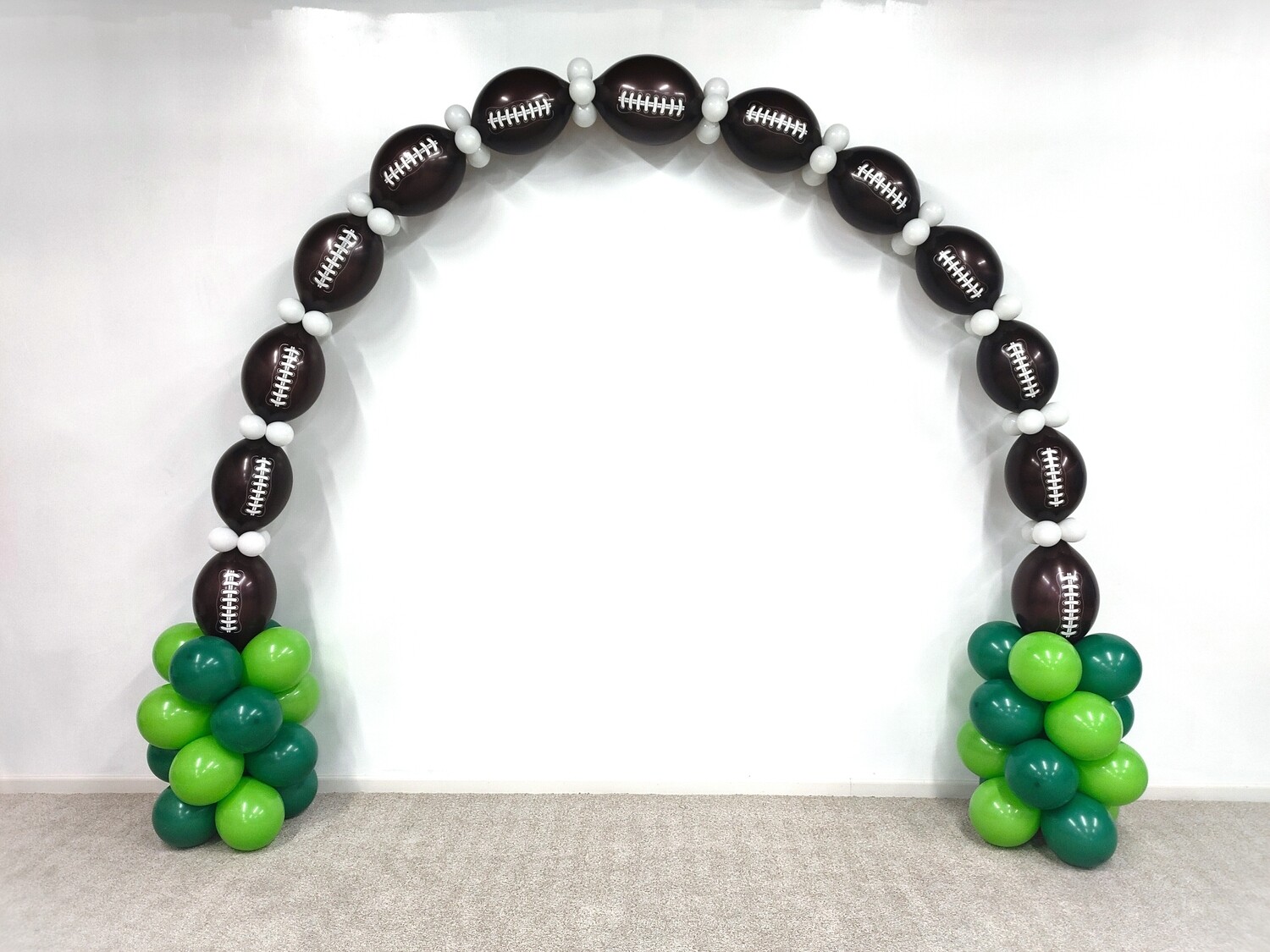 Helium Linking Balloon Arch