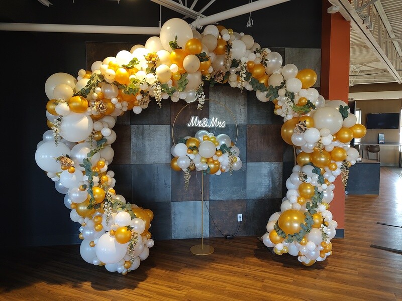 Large Arch Frame (Gold) - Balloon Garland Sold Separately