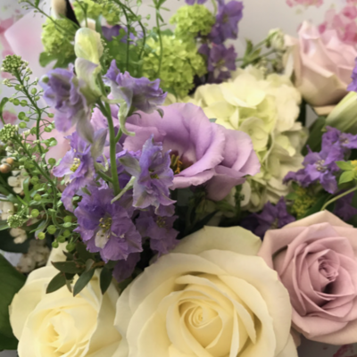 A Large Luxury Bouquet Bundle A Large Luxury Bouquet Bundle