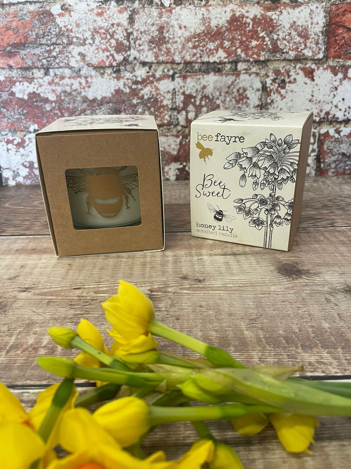 Bee Free Sweet Honey Candle (50 hours)