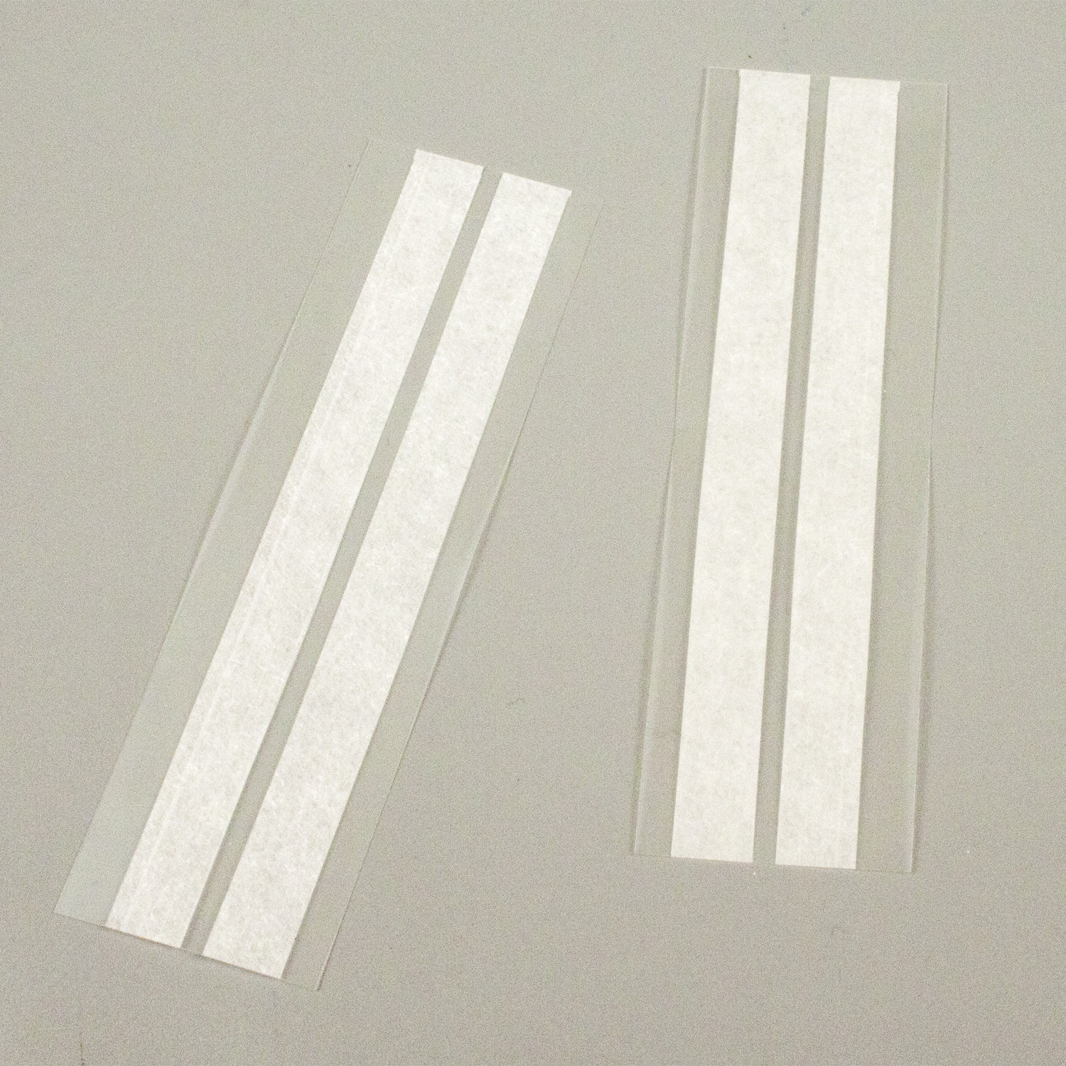 Tiras Adhesivas para Pads de Ojos de 1 cm x 12 cm Caja de 50 Unidades