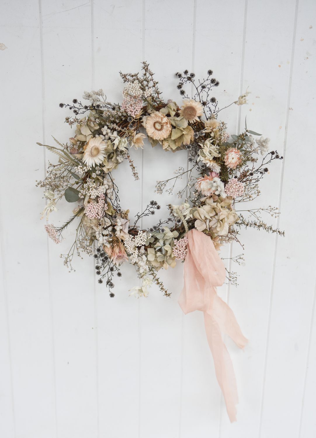 &#39;White Christmas&#39; Everlasting Wreath