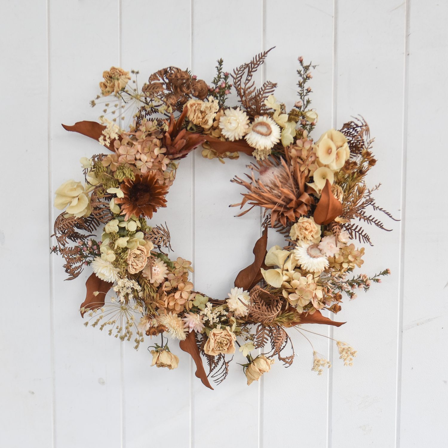 'Coffee &amp; Cream' Everlasting Wreath