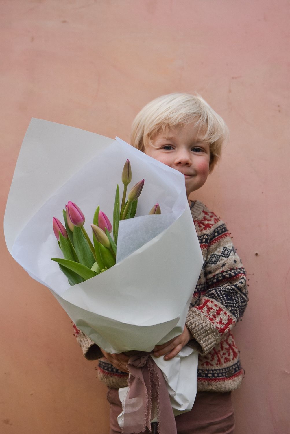 TREAT MUM tulips