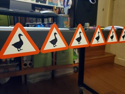 Goose Alert Magnet - 3 inches