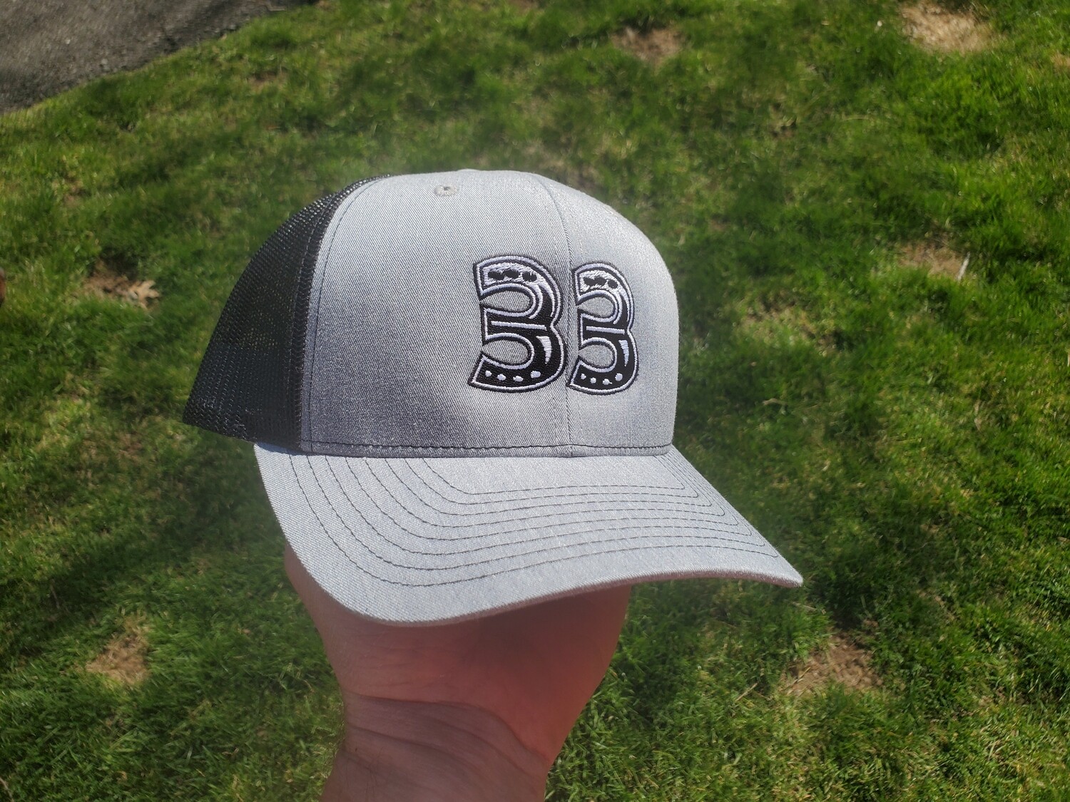 33 Trucker Cap