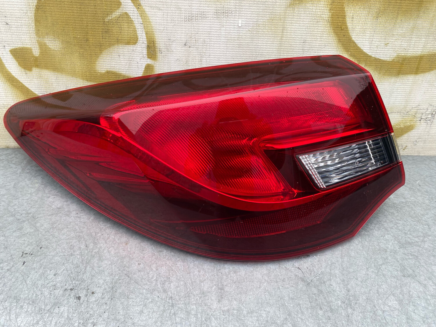 ФОНАРЬ ЛЕВЫЙ OPEL ASTRA J СЕДАН НОВЫЙ АНАЛОГ
