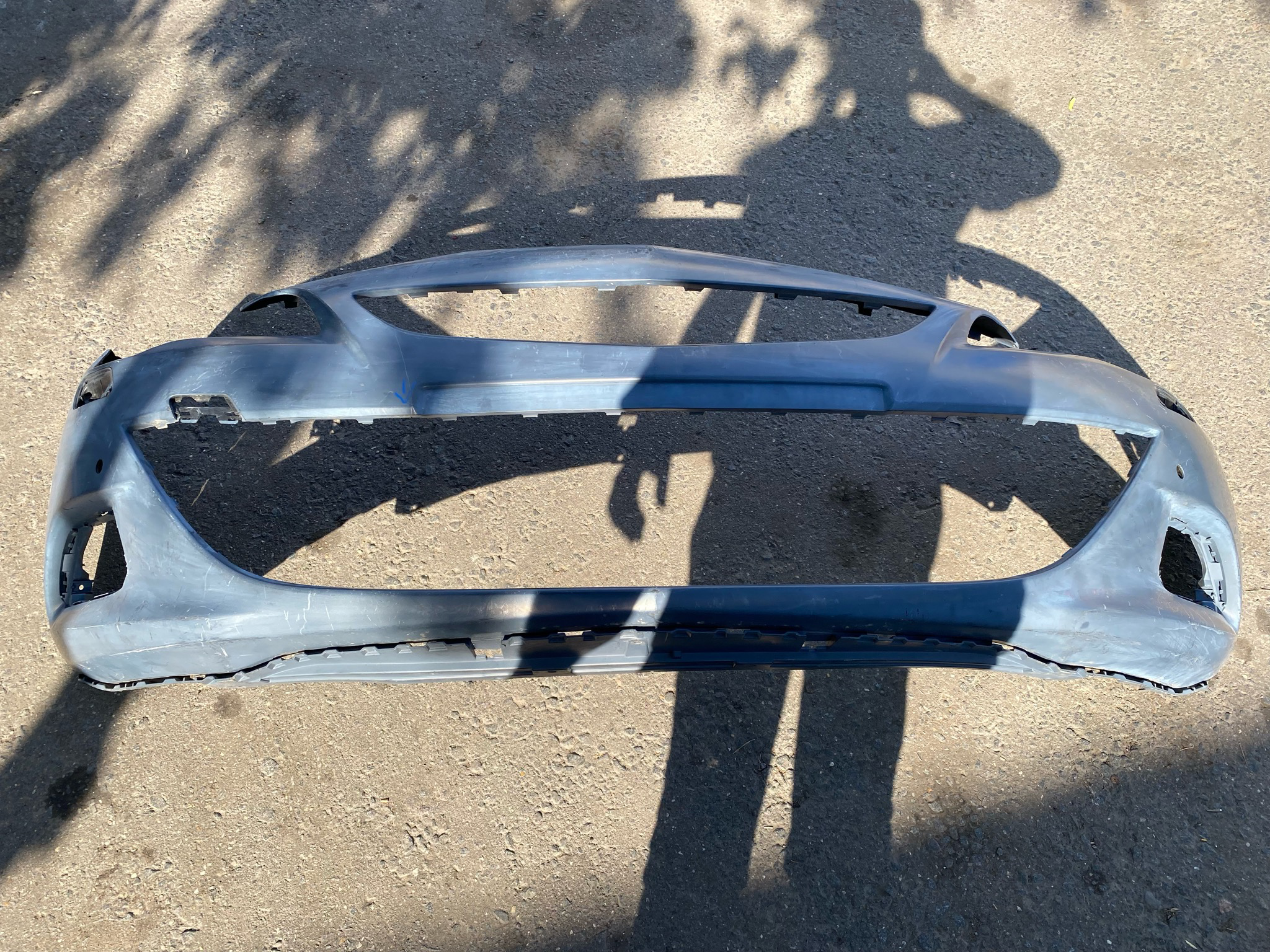 1400838 бампер передний opel astra j под омыватели аналоги