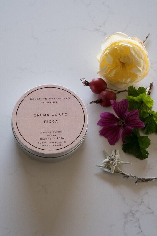 RICH AND NATURAL BODY CREAM