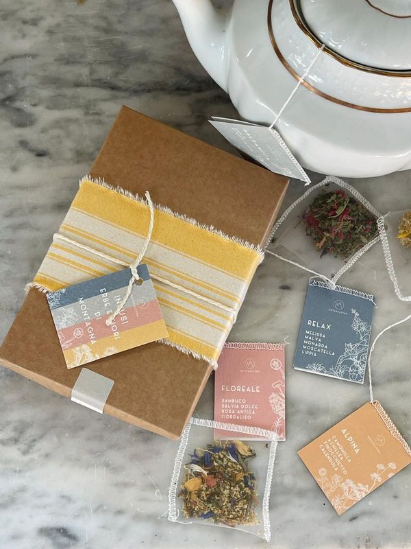 BOX DEGUSTAZIONE INFUSI in filtri con erbe e fiori 100% naturali