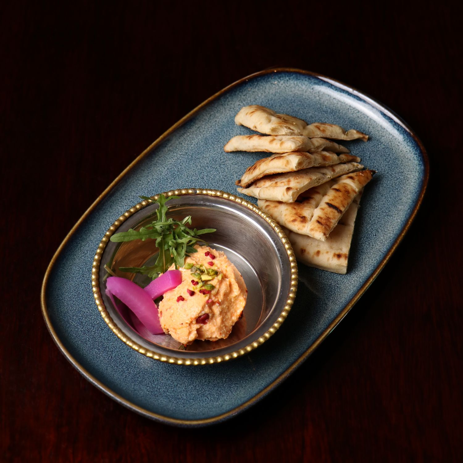 Chargrilled sweet pepper and feta cheese dip