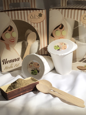 بودرة الأملا بالأعشاب.     Amla powder with herbs