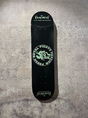 Skateboard 'Fight Fascism'