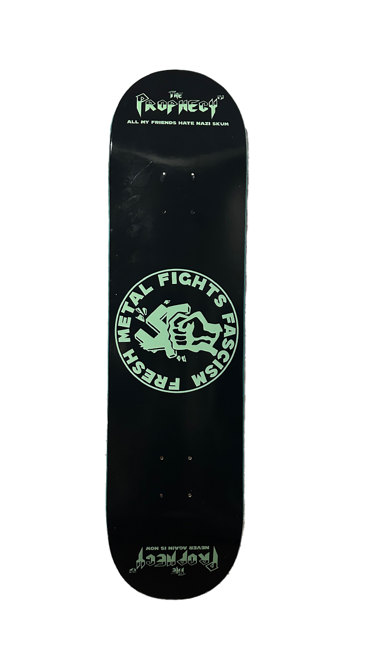 Skateboard &#39;Fight Fascism&#39;