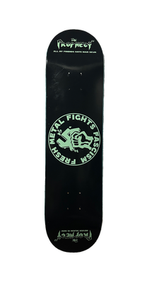 Skateboard 'Fight Fascism'