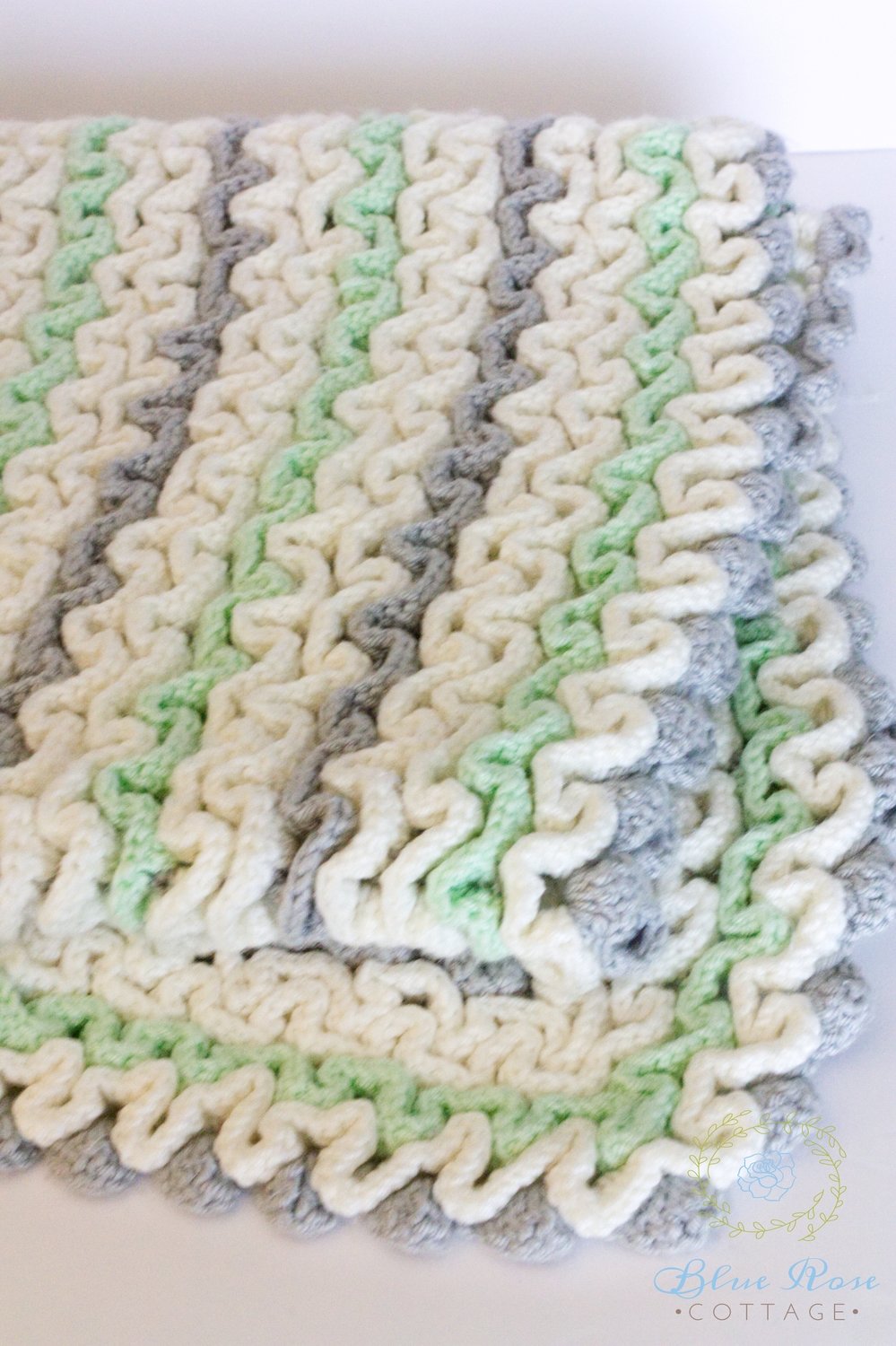Ruffle Stitch Extra-Large Crocheted Afghan