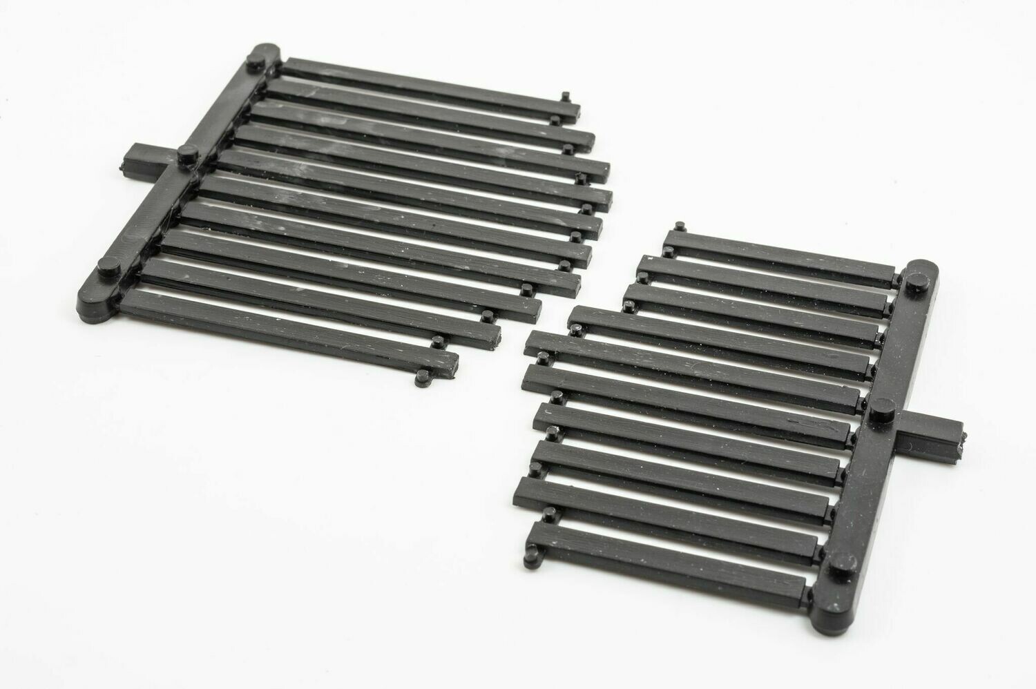 TRACK POINT SLEEPERS PLASTIC THICK 1.5 MM PACK 50                  4MM