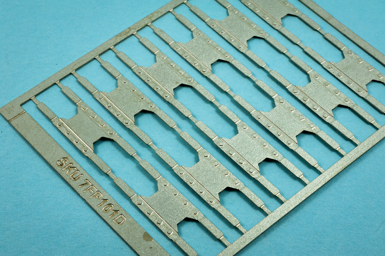 FISH PLATES ETCH 7 MM NICKEL SILVER 12 PAIRS REINFORCED WEB