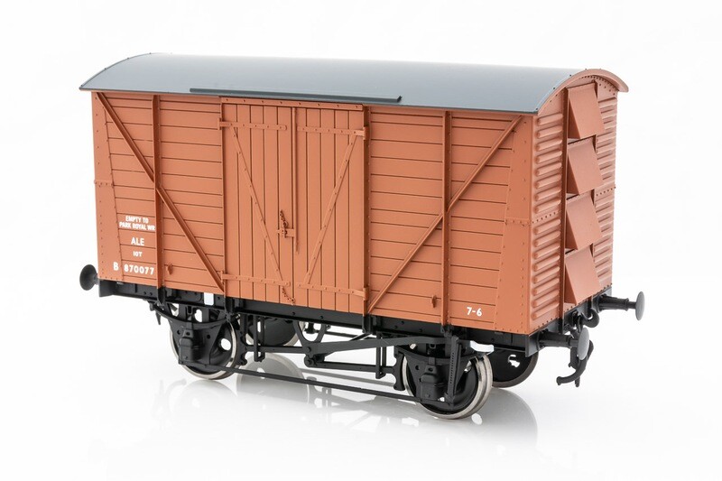 BR MEAT VAN BAUXITE B70038