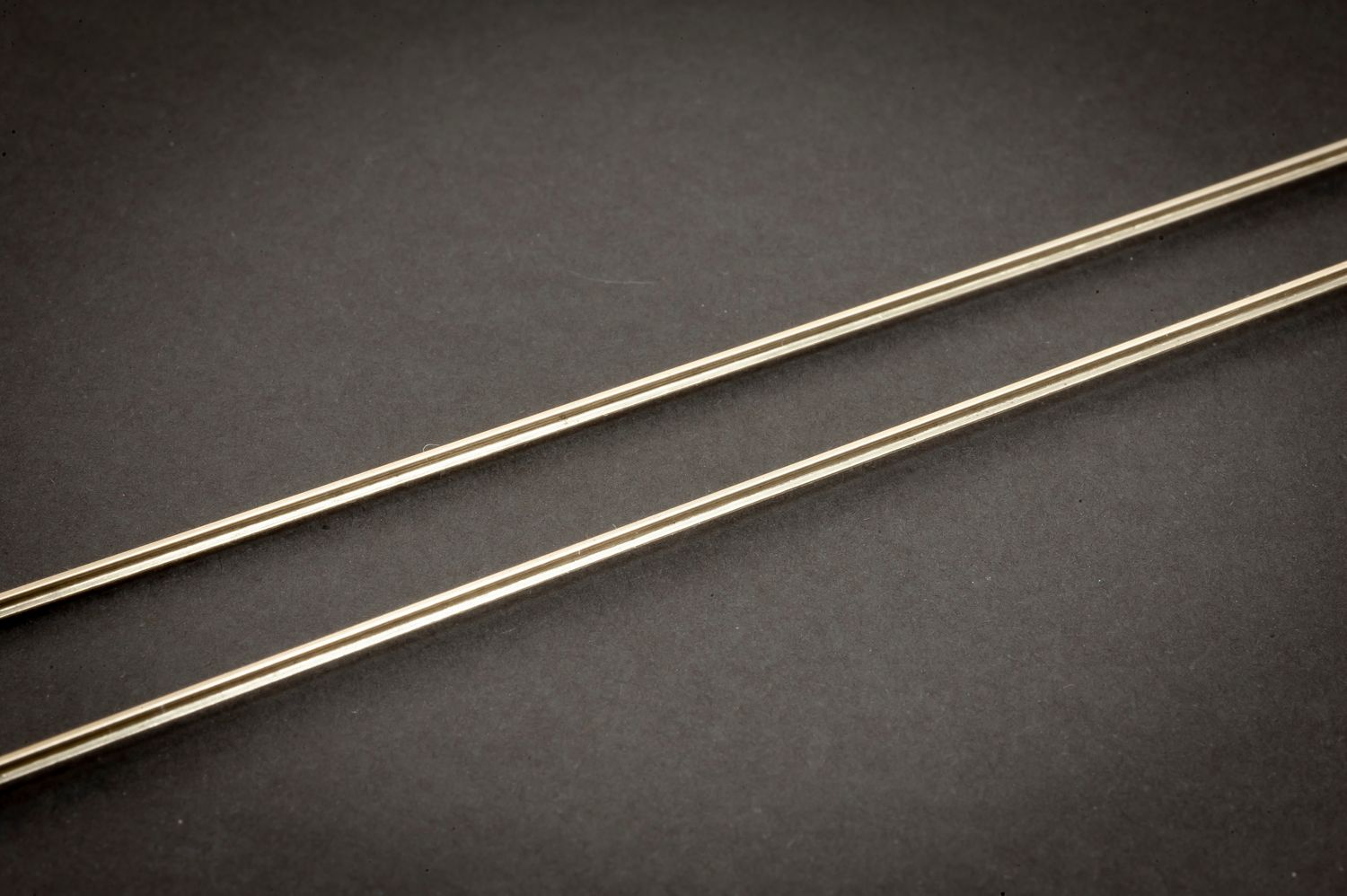 3 mm CODE 55 FLAT BOTTOM OR  T RAIL 20 X 500MM LENGTHS