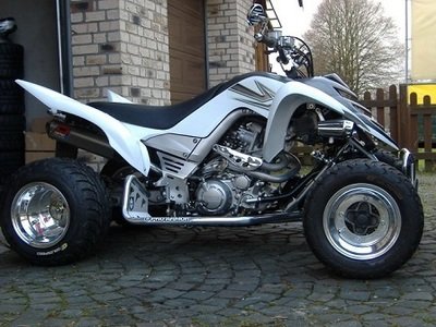 YFM700R