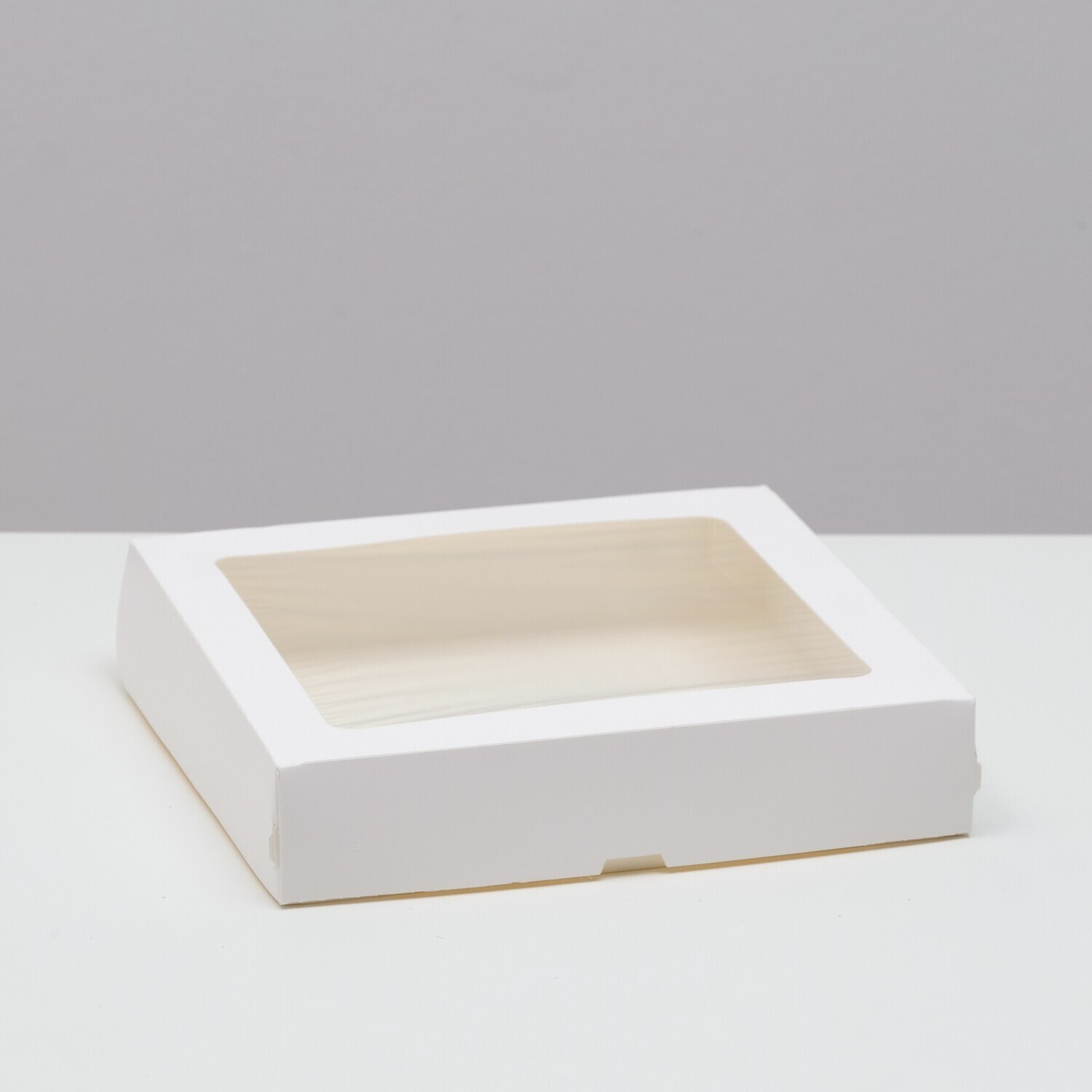 Коробка складная, с окном, белая, 24 х 24 х 5 см