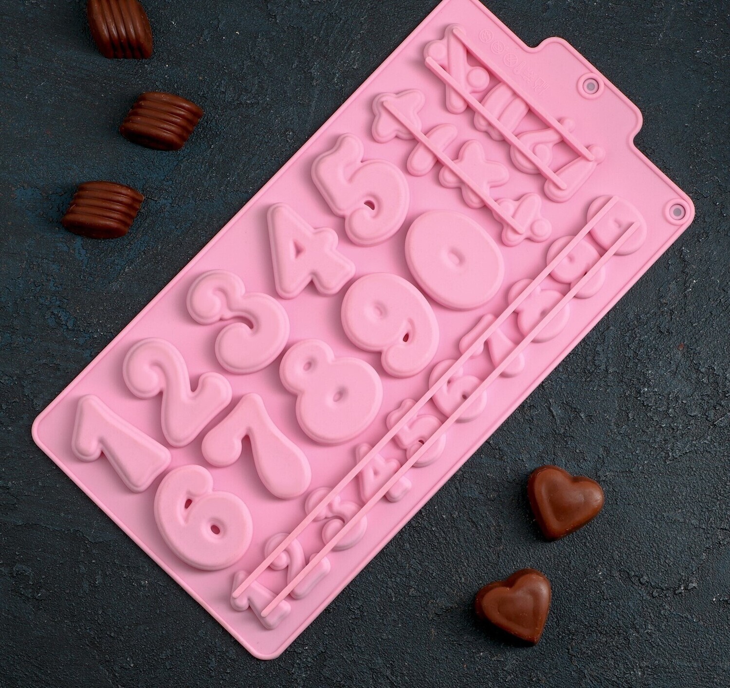 Форма для шоколада и мастики "Цифры мультяшные",  30,2×16 см, 28 ячеек