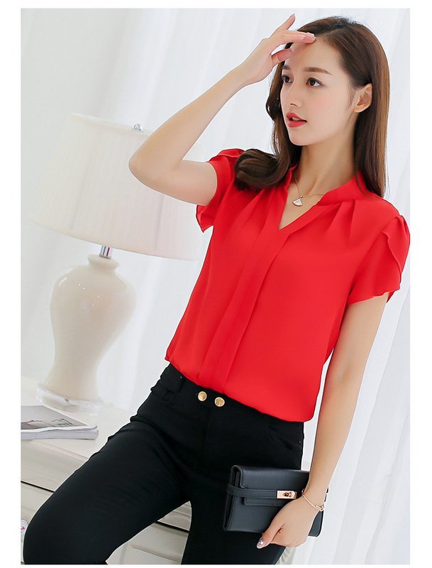 Blusa elegante cuello V para trabajo