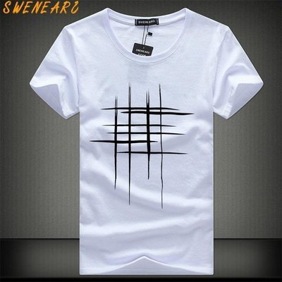 Playera con Diseño estampado de lineas cruzadas