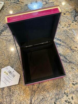 keepsake/jewelry box ONLY ONE