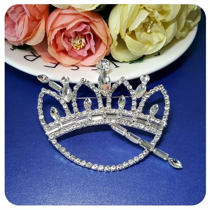 crown pin