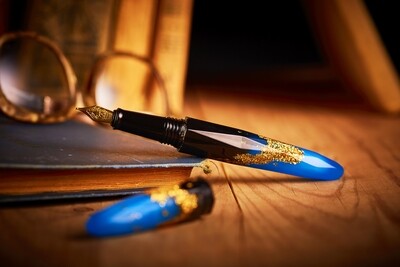 BENU -  Fountain pen - Briolette Luminous Sapphire  -  Schmidt Steel Nib M - With Schmidt Converter