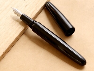 Wancher Dream Pen True Ebonite Silk Black Jowo Stainless Steel Gold Fine Nib