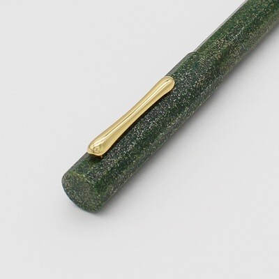 Hare-Hi Urushi Lacquered fountain Pen WAKI-EN 14 k Fine  Gold Nib Limited No. 4