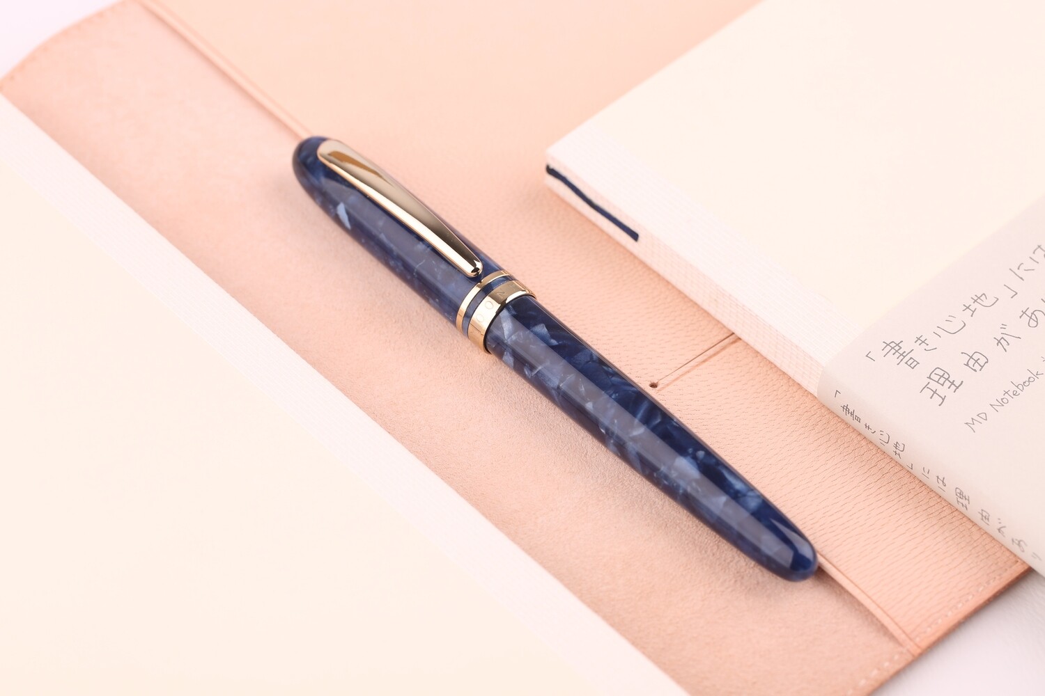 Moonman M200 Fountain Pen, Schmidt Iridium Point German Fine Nib Blue