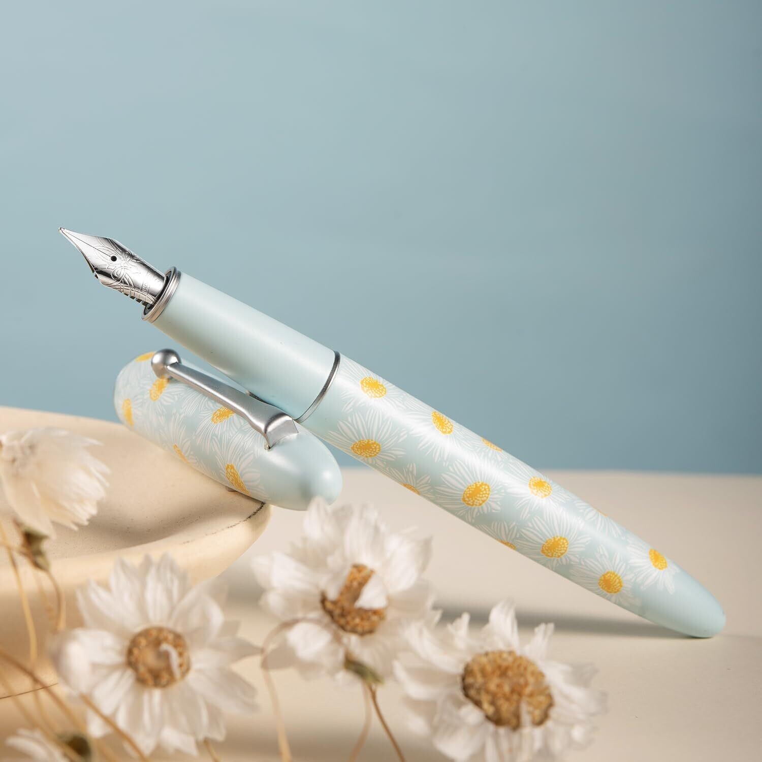 Hongdian Fountain Pen Model C3, Colour: Blue, Nib Size: Extra Fine