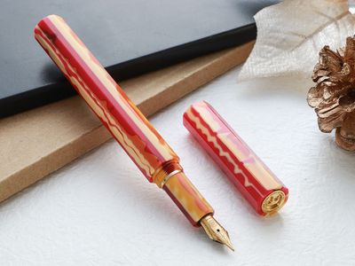 &quot;KALEIDO Queen - Sunset Glow (Yuuyake)&quot; Stainless steel nib - Fine - Gold Finish