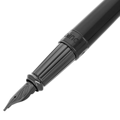 ST DUPONT Line D Fountain Pen- Full Silky Black - 14k Gold Nib - medium