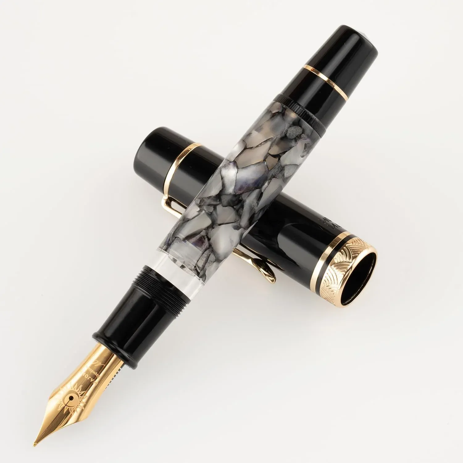 Moonman P139 Fountain Pen - # 8 Stainless Steel Gold Plated Sun Nib - Crystal Black