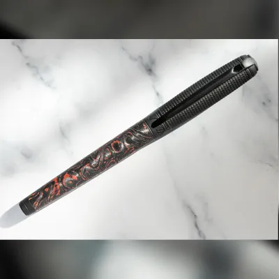 ST DUPONT Line D Fountain Pen- Carbon Fiery Lava - 14k Gold Nib Black Plated - Medium Point