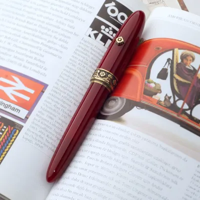 KILK Novo Baroque Fountain Pen Rouge with NEW Kilk Two Tone # 6 Jowo Stainless Nib