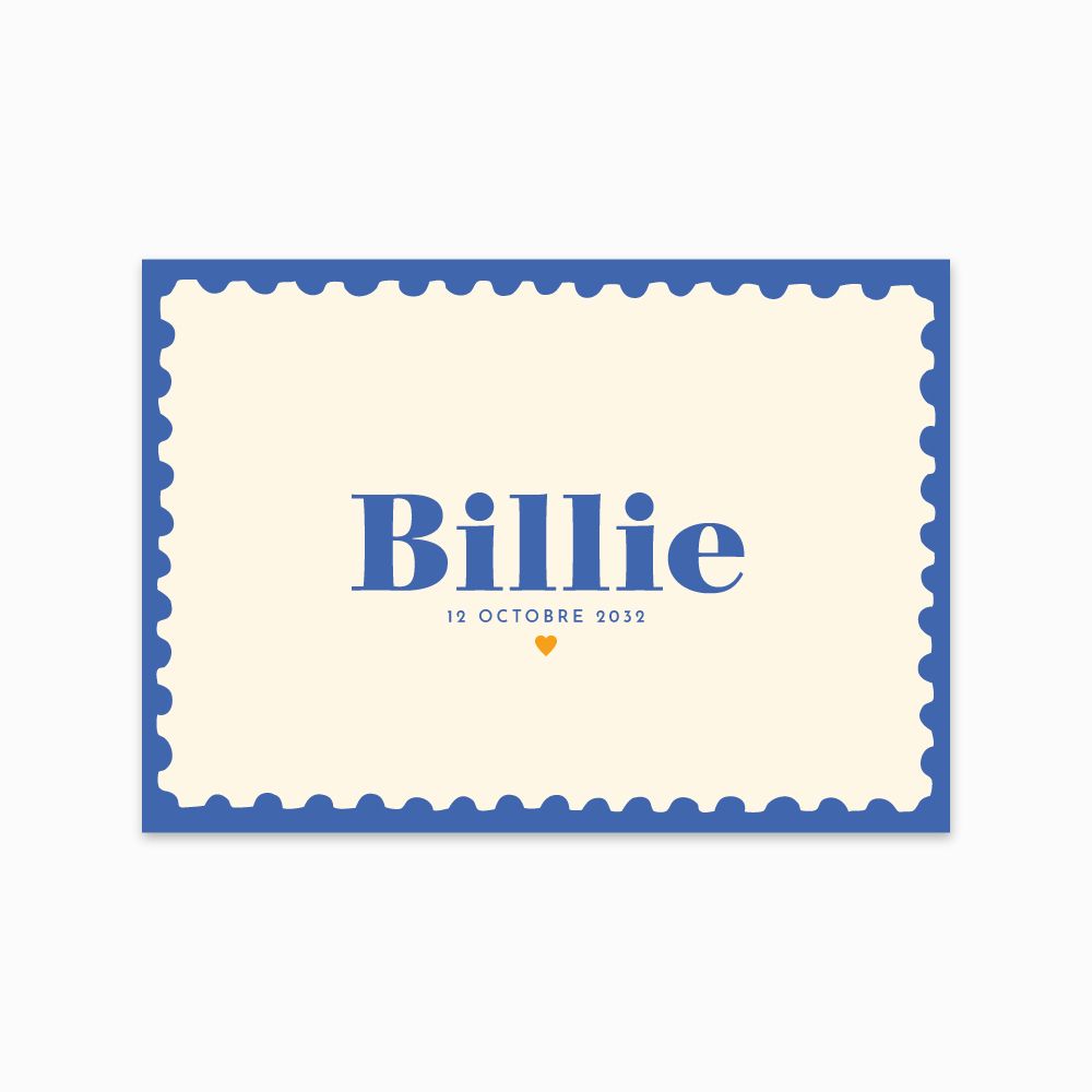 Faire-part de naissance “Lettre d’Amour” – design bleu et crème, encadrement façon timbre et typographie élégante.