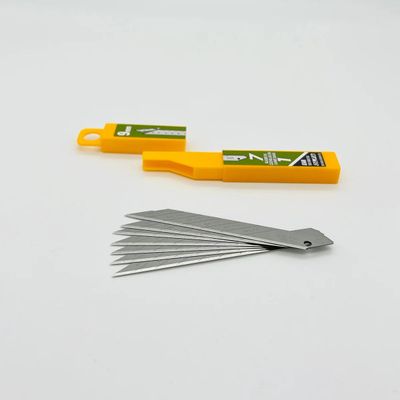 30 DEGREE CARBON BLADE (OLFA)