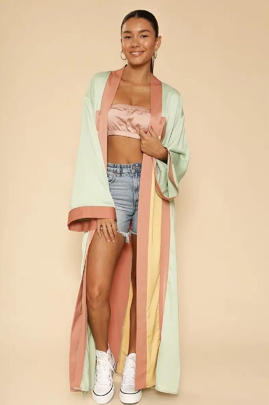 Retro Arch Kimono