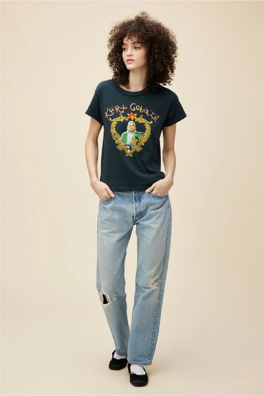 Kurt Cobain Heart Frame Reverse GF Tee Kurt Cobain Heart Frame Reverse GF Tee